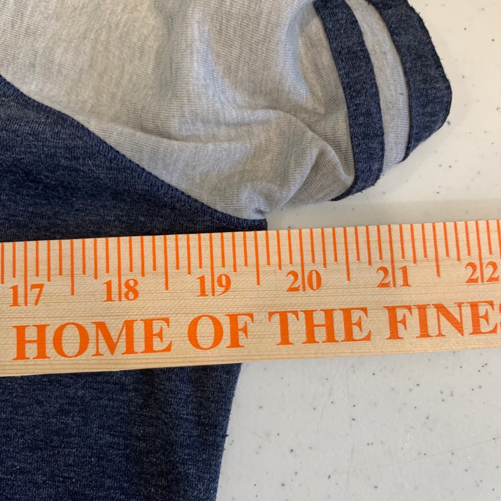 BUNDLE!  2 Reebok Tees! - Picture 4 of 11